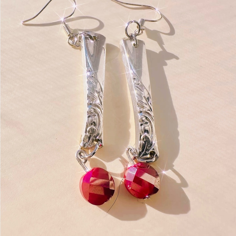 Handmade Oneida vintage Silverplated spoon ONEIDA Earrings pink crystals